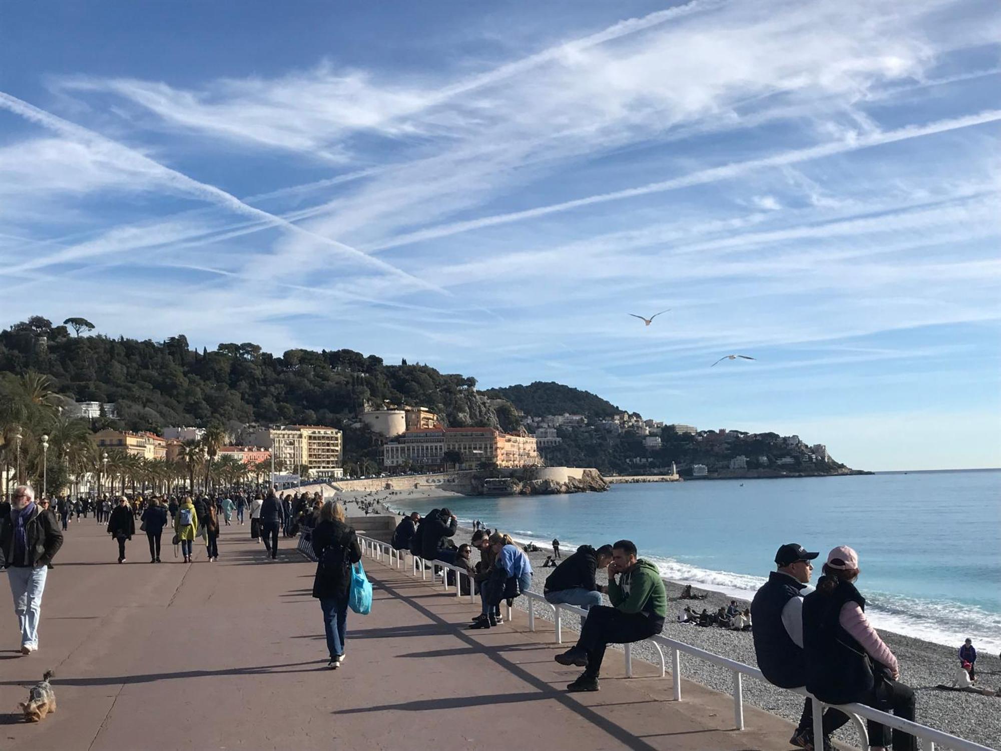 Spacious And Bright Flat Close To The : Heart Of Old Nice